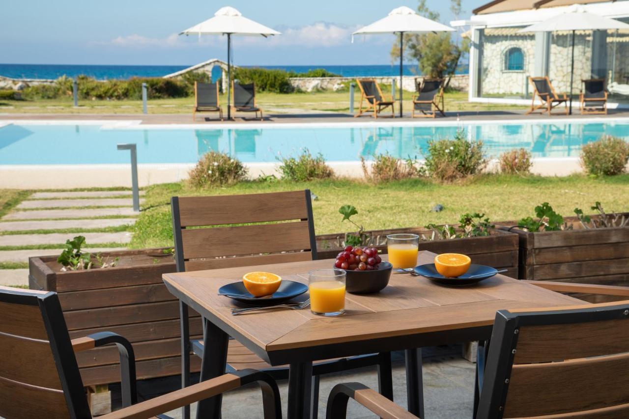 Kyma Suites - Adult Only Accommodation Παραλία Αλμυρού Εξωτερικό φωτογραφία
