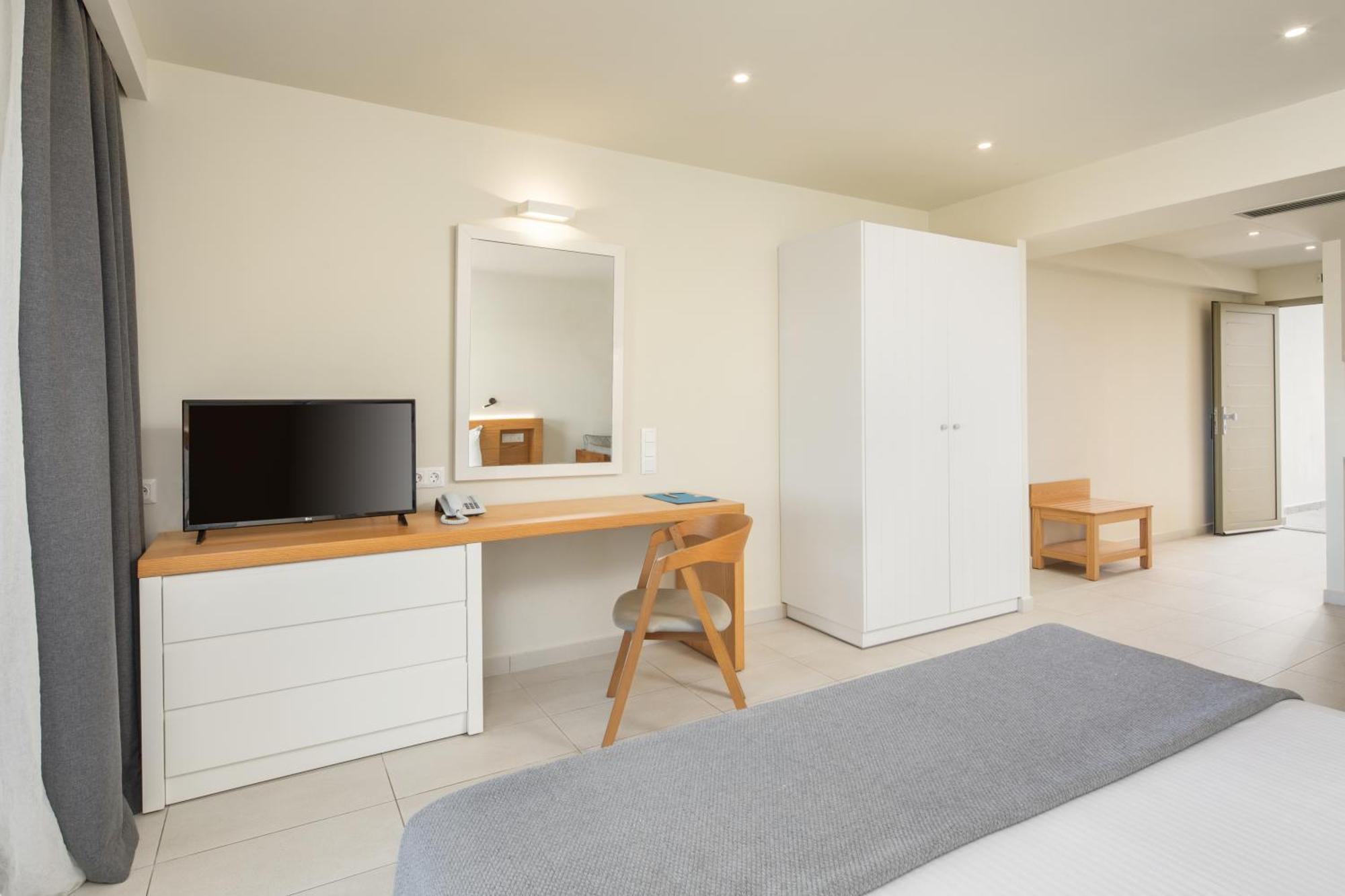 Kyma Suites - Adult Only Accommodation Παραλία Αλμυρού Δωμάτιο φωτογραφία