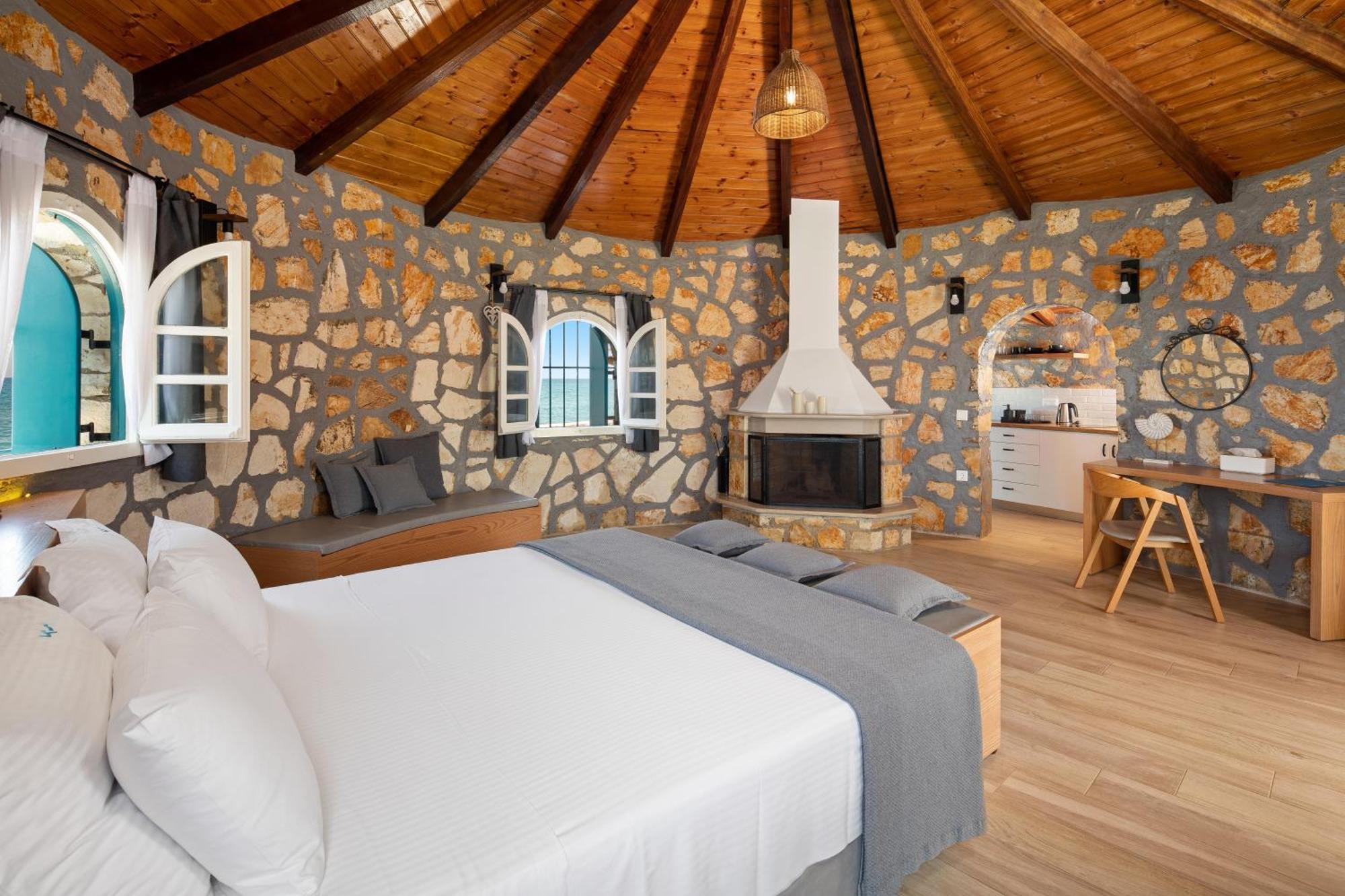 Kyma Suites - Adult Only Accommodation Παραλία Αλμυρού Εξωτερικό φωτογραφία